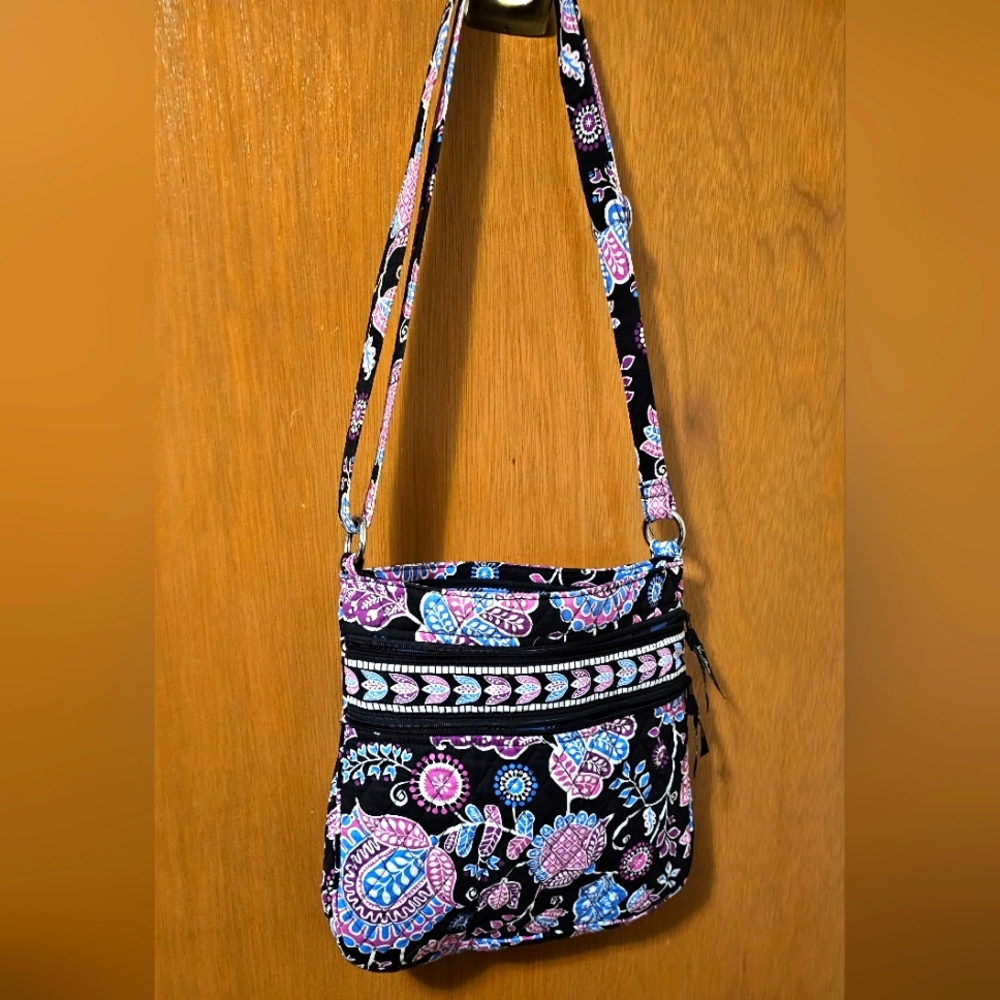 Vera Bradley Triple Zip Hipster in Alpine Floral